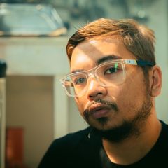 Retrato de banco de imagens usado como avatar ilustrativo